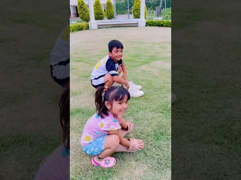 Mummy papa ka moye moye ho gaya 😂