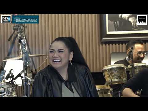 SEPTEMBER CERIA - VINA PANDUWINATA & ADDIE MS - KONSER 7 RUANG