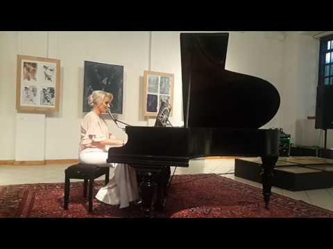 Ewa Smerecka - Kawa (sł., muz. E. Smerecka)