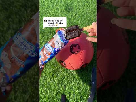 Bola plastik isi Es krim biar kalian subscribe #football #soccer #tarkam #sepakbola
