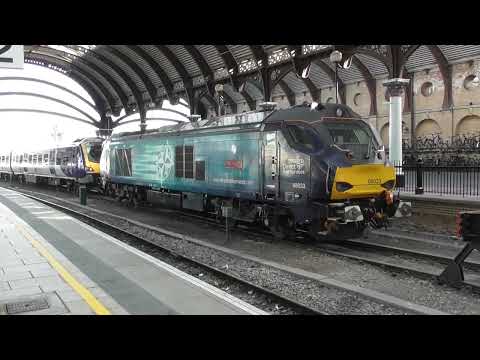 DRS Class 68s Nos. 68025 & 68033 at York  -  10th April 2022.