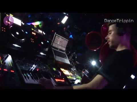Stimming ft Urzula Amen - From One Cell [played by Stimming - Live]