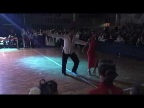 Dmytro Vlokh Ekaterina Krysanova Showcase Lady in Red