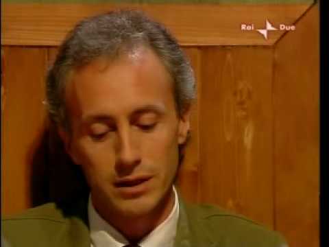 Marco Travaglio (L'Italia ripudia la guerra) - Annozero 28-09-2006