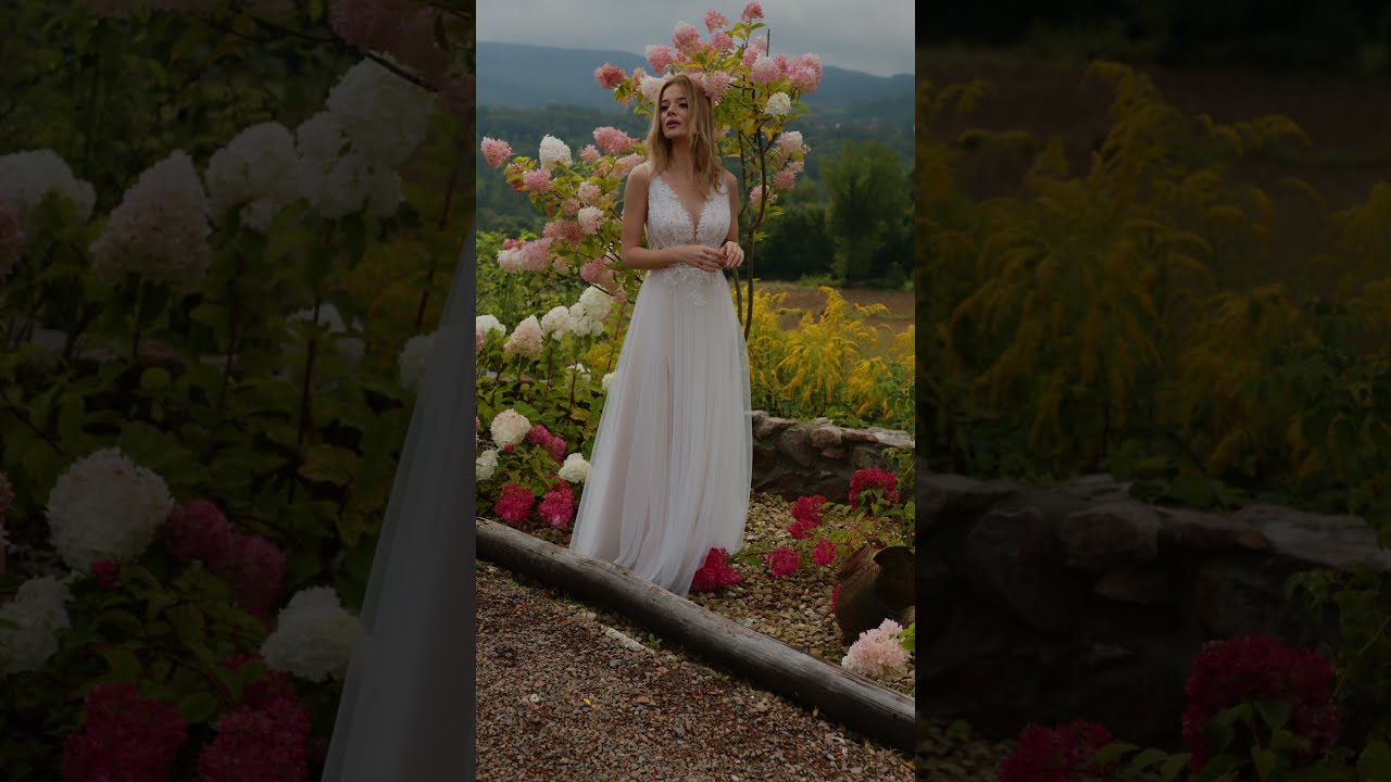 Kwiat Lotosu Suknie Ślubne. Kolekcja 2022, model Maya. Suknia uszyta na miarę!