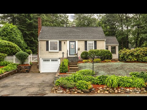 945 Main St, Lynnfield MA - Karin Turner - Tel 978-766-2446