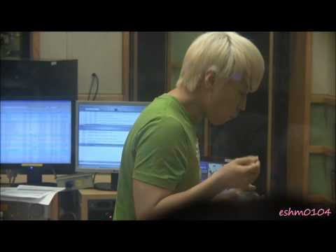 [Fancam]120626 Sungmin's eating time at SUKIRA