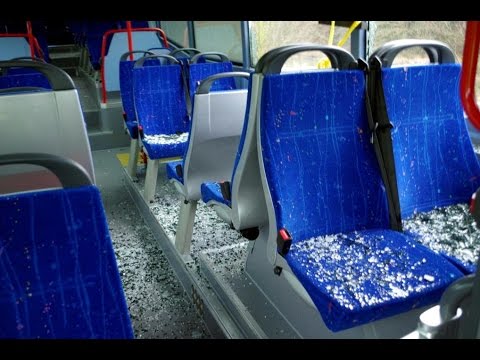 Unfall mit Bus auf B3: Drei Verletzte in Fuldatal