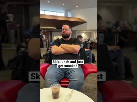 A cara dele! Almoço no Delta Sky Club #funny #delta #brothers