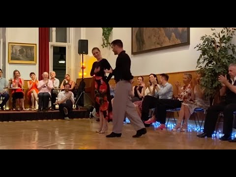Chino Necchi & Lya Elcagu – “Silueta Porteña” | Tango Performance, Vienna