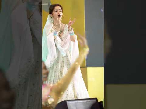 Couple goals, dance goals — Rubina and friends nailed both #rubinadilaik #instantbollywood #shorts