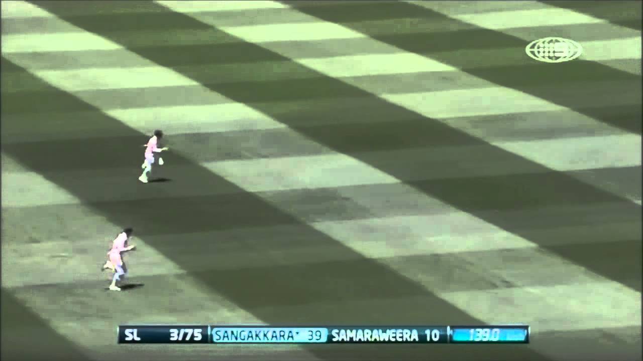 2nd Test v SL Day 1 - Stumps