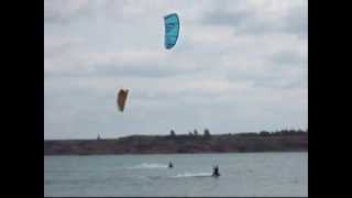preview picture of video 'Kiteboarding Hainer See'