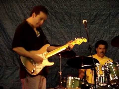 Albert Castiglia, Walking Blues