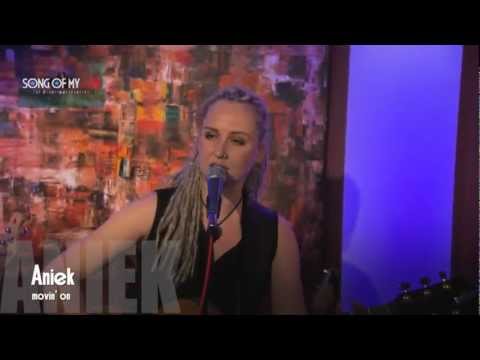 Aniek Maren @ "Song of my Life" - Wohnzimmerkonzert Dec 2011