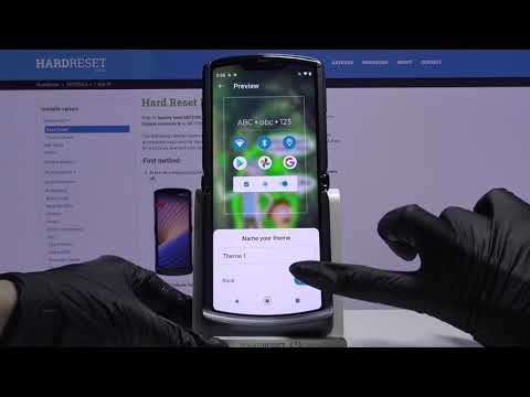 How to Change Style of Font in Motorola Razr 5G - Pick Different Text Style