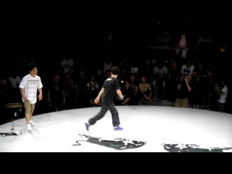 Red Bull BC One 2011 Qualifier TAIWAN - semi final - Nauty One vs Blue