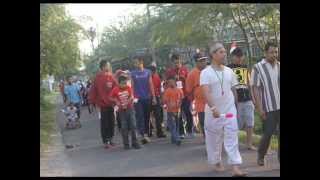 preview picture of video 'Thirteen Squad : Jalan Sehat Peringatan HUT RI ke-69 tahun 2014'
