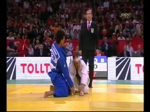 JUDO 2010 Tournois de Paris: Rishod Sobirov (UZB) - David Asumbani (GEO)