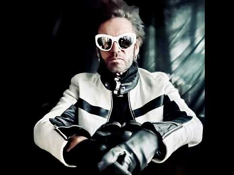 Daniel Ash – Bauhaus, Tones on Tail, Love and Rockets and now…Ashes and Diamonds