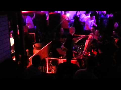 dj javi boss et dj buenri au purple 24/02/2013