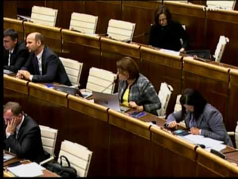 Zrušme nemorálny biznis s gastrolístkami. Ľudia by mali mať možnosť dostať peniaze