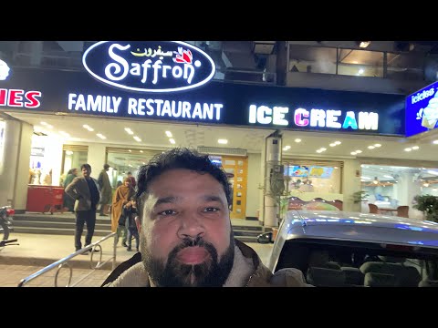 Restaurante de açafrão Rawalpindi / Yasar Raja / viagem ao Paquistão