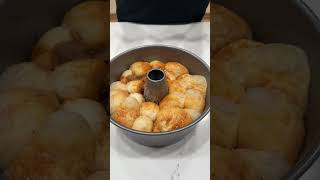 Easy Overnight Monkey Bread #breakfastrecipes #easyrecipe