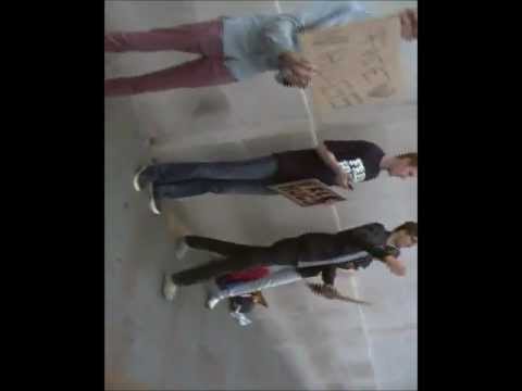 Free Hugs, Trafalgar Square London