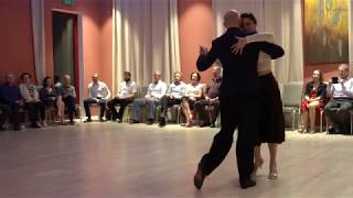 Elise Roulin y Toni Kastelan - Bar Exposicion - Carlos Di Sarli