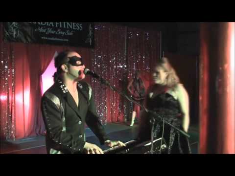 4U2BM9 - live at the Taboo sex show