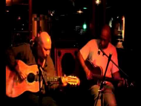 Van Wilks & Mike 'Sugar' Cahen.  Paris Acoustic session.