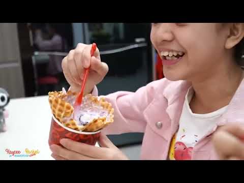 We Opened our own ICE CREAM SHOP at HOME | Kaycee & Rachel