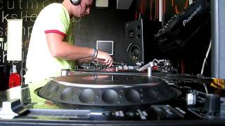 DJ Mix In Point Blank Music College