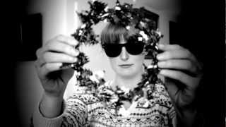 Merry Christmas (I Don&#39;t Want To Fight Tonight) - BABYFREEZE (Ramones cover)