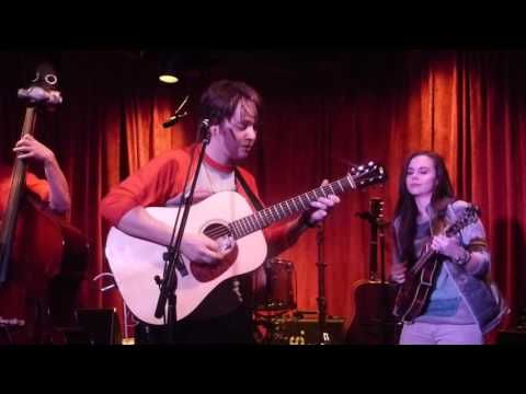 Billy Strings w Sierra Hull "East Tennessee Blues" 12-21-2016
