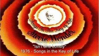 Video thumbnail of "Stevie Wonder - Isn't She Lovely"
