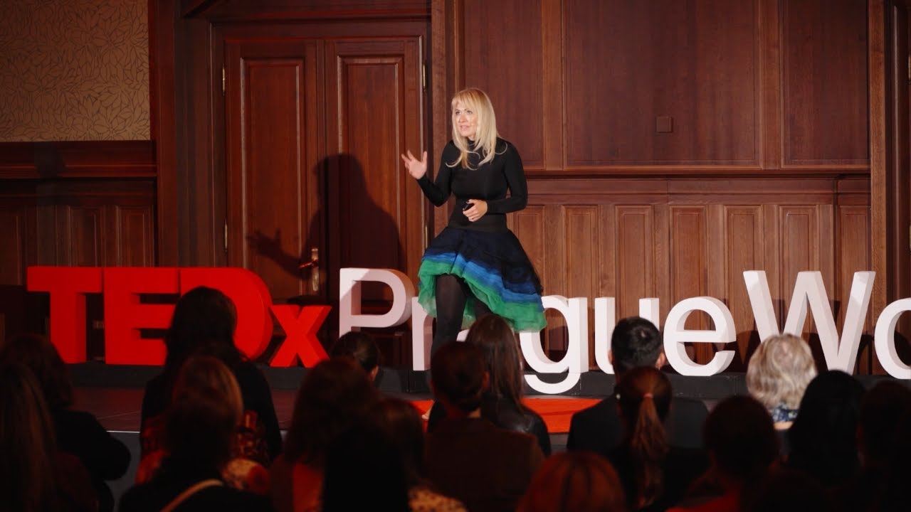 Naslouchejte svému hlasu a nechte ho znít | Katta Chrobokova | TEDxPragueWomen