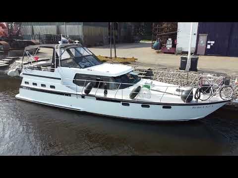 White Whale Yachtbrokers Sneek - Succes 125 Ultra (2005)