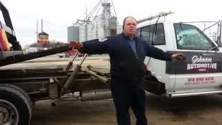 preview picture of video '815-692-4015 Towing, auto repair, Hertz rent a car in Forrest,Illinois 61741'