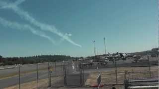 preview picture of video 'Blue Angels Fly-by, F/A-18 Hornets.'