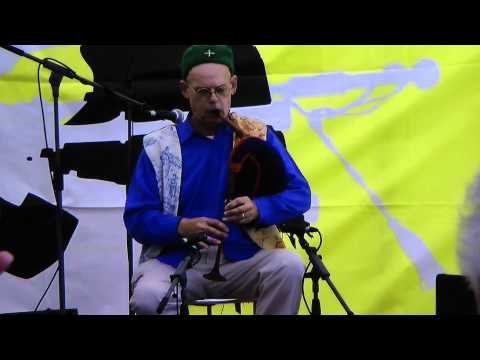 Julian Goodacre -  Traditional English Bagpipe 1/3