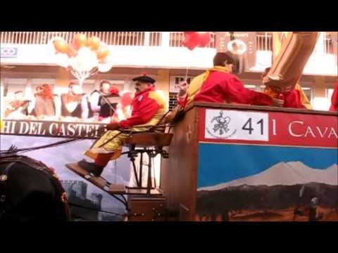 Carri da getto in fase di inquadramento - parte 2 di 2 - Carnevale Ivrea 2014