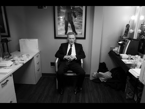 #photobreakdown of Christopher Walken backstage at the Academy Awards.