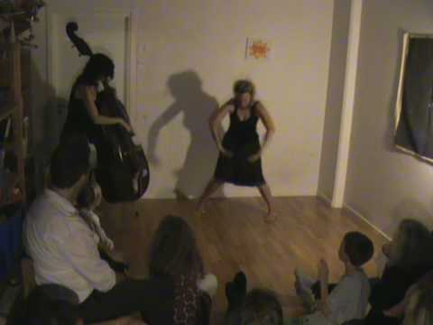 Nina de Heney (double bass) & Maria Mebius Schröder (dance): Ad hoc free improvisation