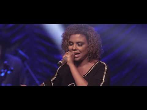 Deus Vivo - Nivea Soares { ao vivo }