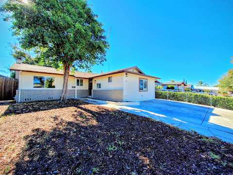 Refurbished 2bd House With Office & Exterior Laundry Room property video