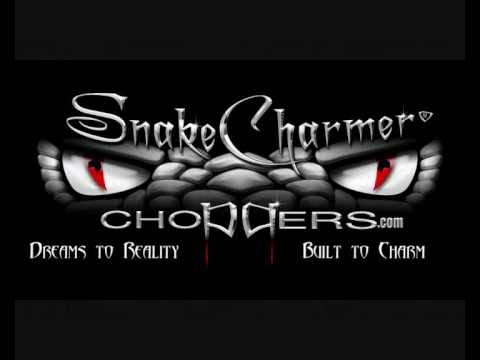 The SnakeCharmer Moving like a Snake