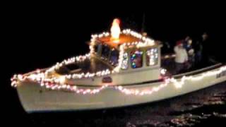 preview picture of video 'Christmas Boat Parade at Boothbay Harbor Festival of Lights'