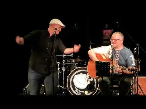 MOJŽÍŠ - Honza Nedvěd ml. & Příbuzní (s Vojtou Nedvědem na křtu nové desky Chlapský slovo)